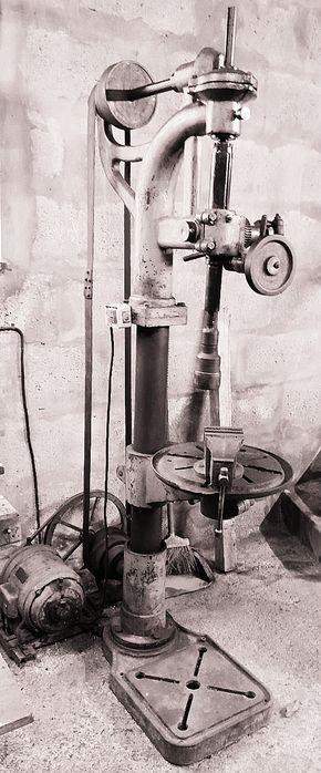Recolha de máquinas industriais antigas 1900