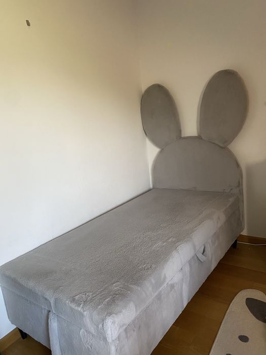 Dzicięca sofa-tapcznik