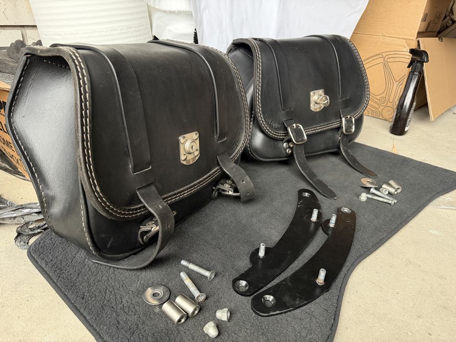 Шіряна сумка INDIAN scout bobber