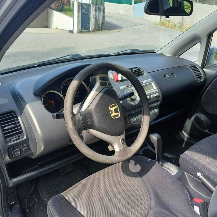 Honda Jazz 1.3 de 2005 - Peças Usadas