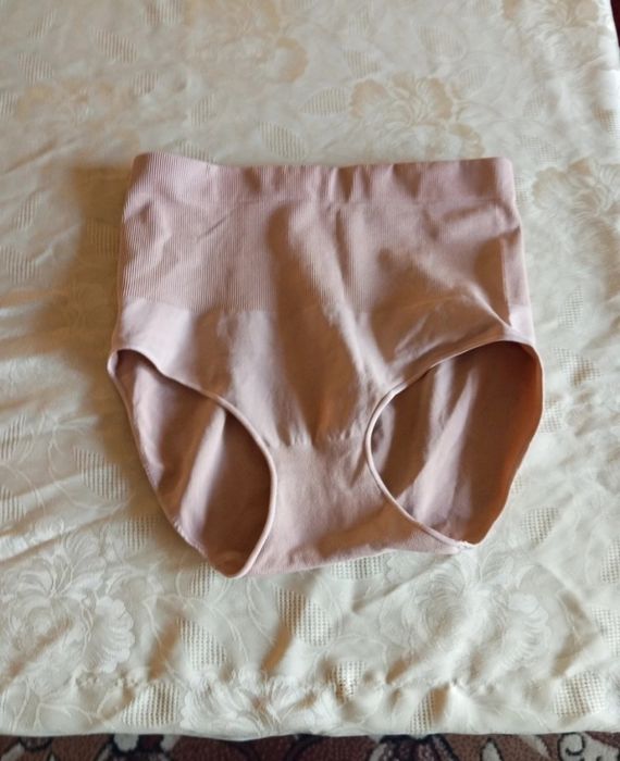 Majtki modelujące rozm xl