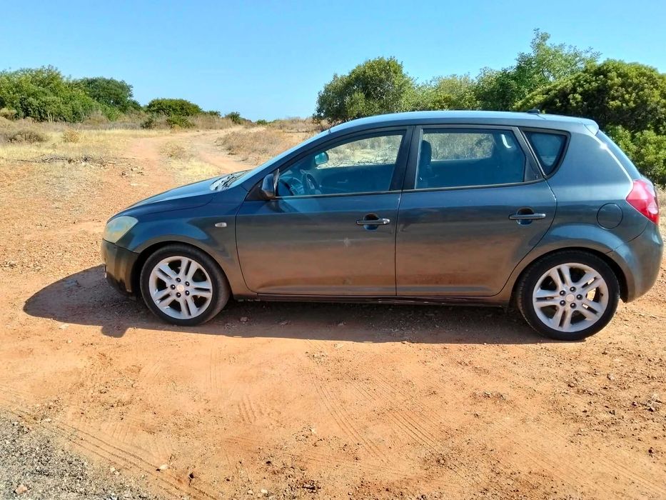 KIA CEED 1.6 CRDI DieselL 5 Lugares
