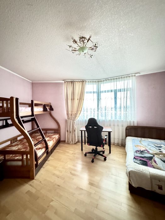 Продам квартиру 100 м2  автономное отопление