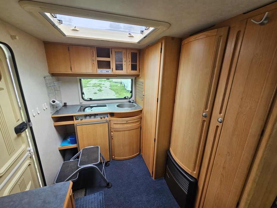 Przyczepa kempingowa Adria 390 z 2001r Bojler przedsionek 1100Dmc