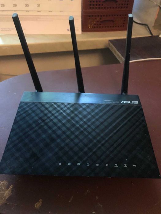 Продаётся  Маршрутизатор Asus RT-N66U Dark Knight