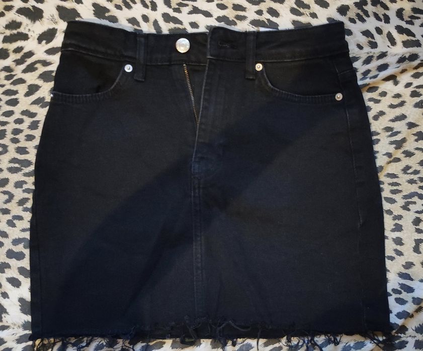 Спідниця чорна висока посадка