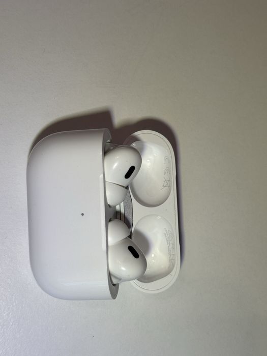 Słuchawki dokanałowe APPLE AirPods Pro II ANC Wodoodporne Biały/ USB-C