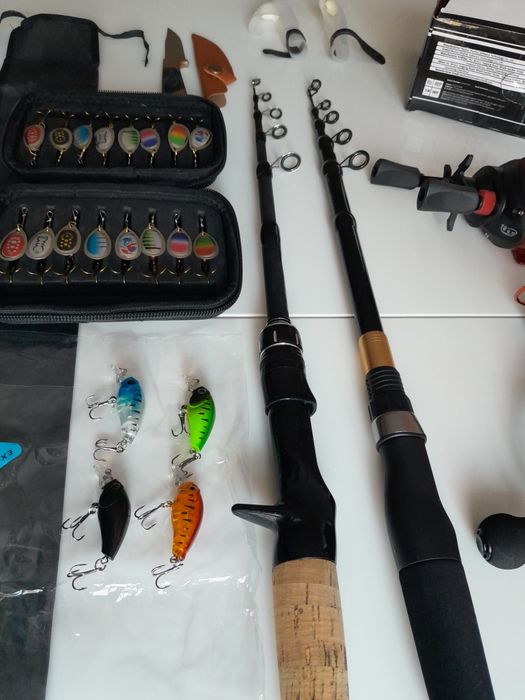 (Daiwa)Zestaw spinning/casting+przynety i akcesoria