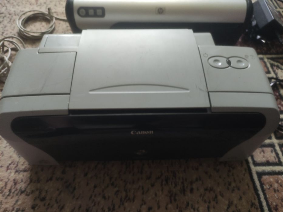 Принтеры HP Canon + сканер Canon комплектом