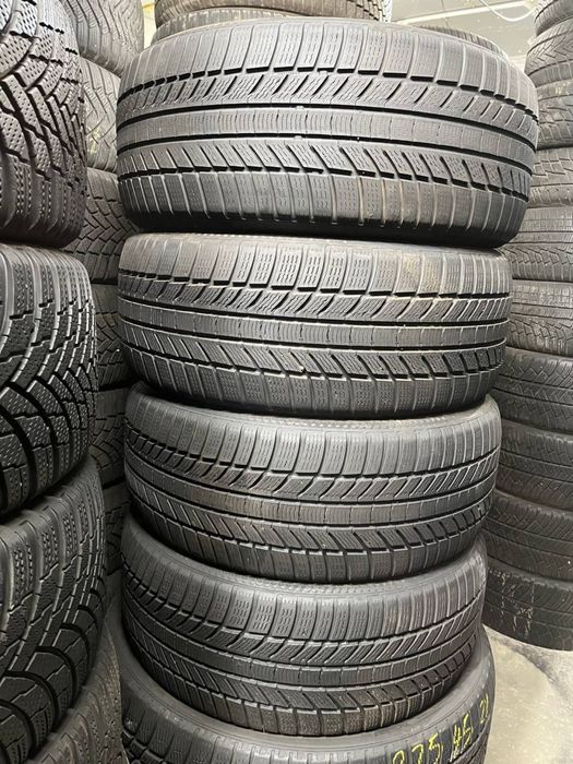 Комплект зимової гуми 245/45/19 Continental