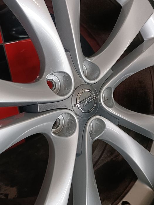 Koła Felgi Opel Insignia BMW 20 Cali  5x120 Bieżnik 8mm  Jak Nowe !