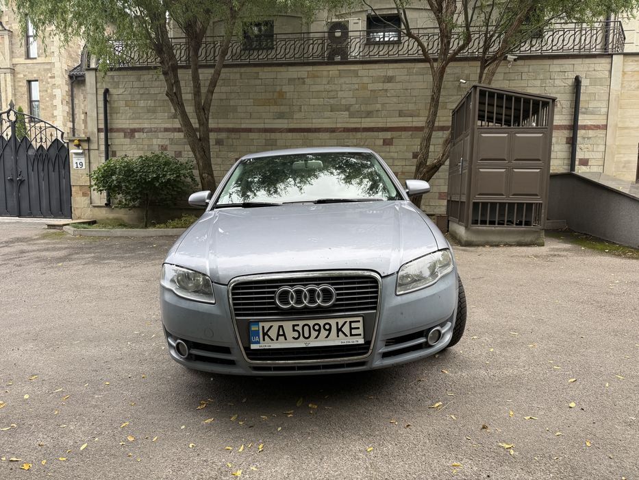 Продам Audi A4 b7 2.0 benz