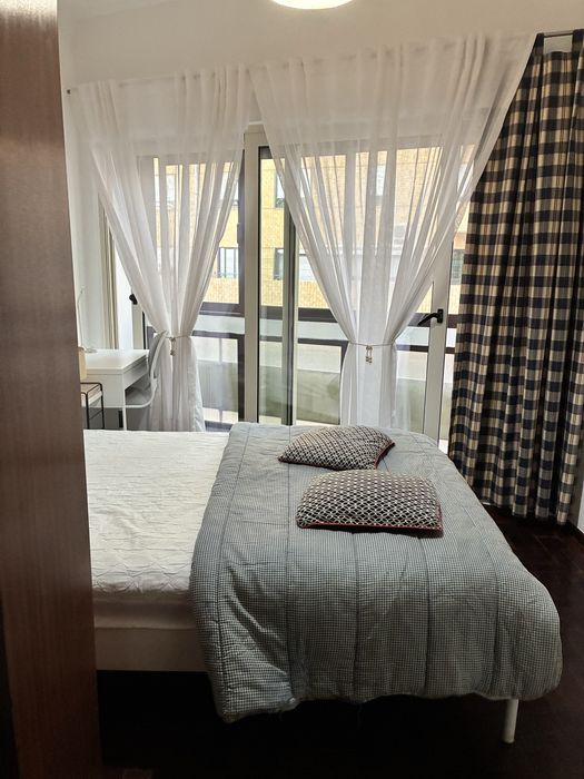 Arrendo quarto mobilado  Porto Cedofeita