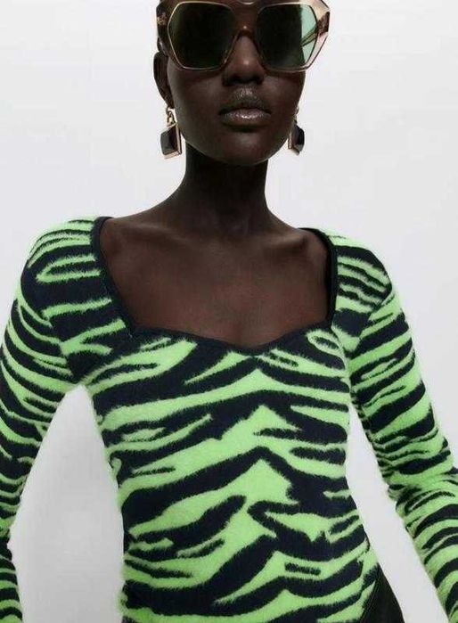 джемпер у тваринний принт від uterque uterqüe іспанія - S/наш 38-40рр