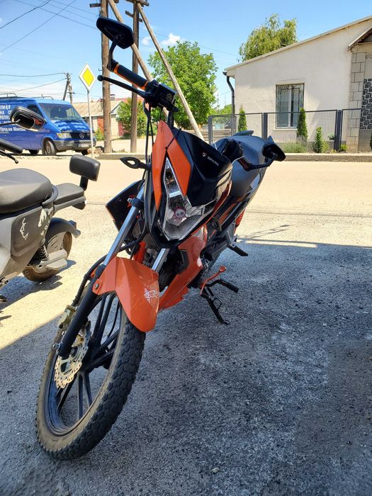 Мотоцикли спарк 125