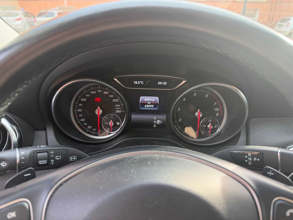Mercedes GLA 180 2018r. przebieg 65tyś km.