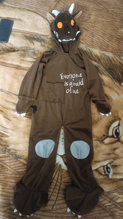 Карнавальні костюми, новорічні костюми