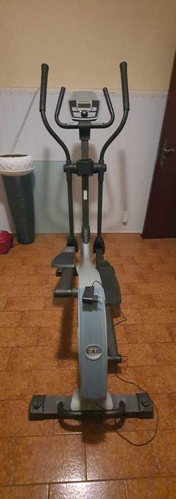 Elíptica NORDICTRACK bom estado, vários programas.