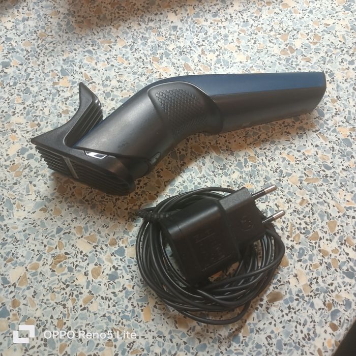 Машинка Philips для стрижки