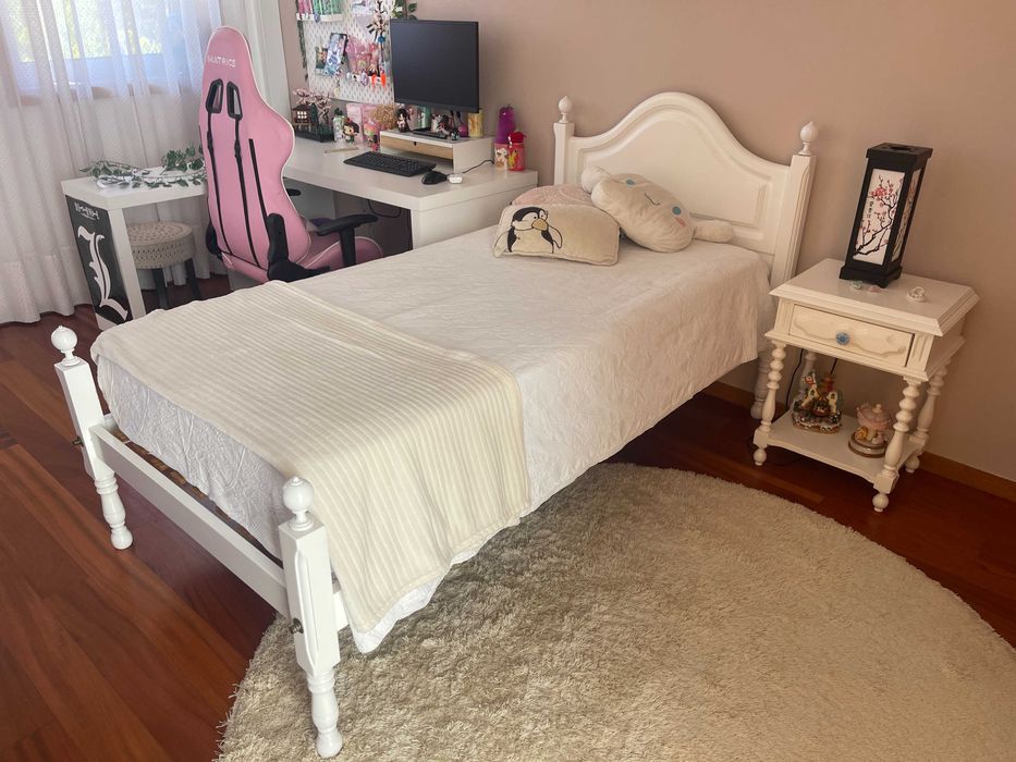 Cama de solteiro completa