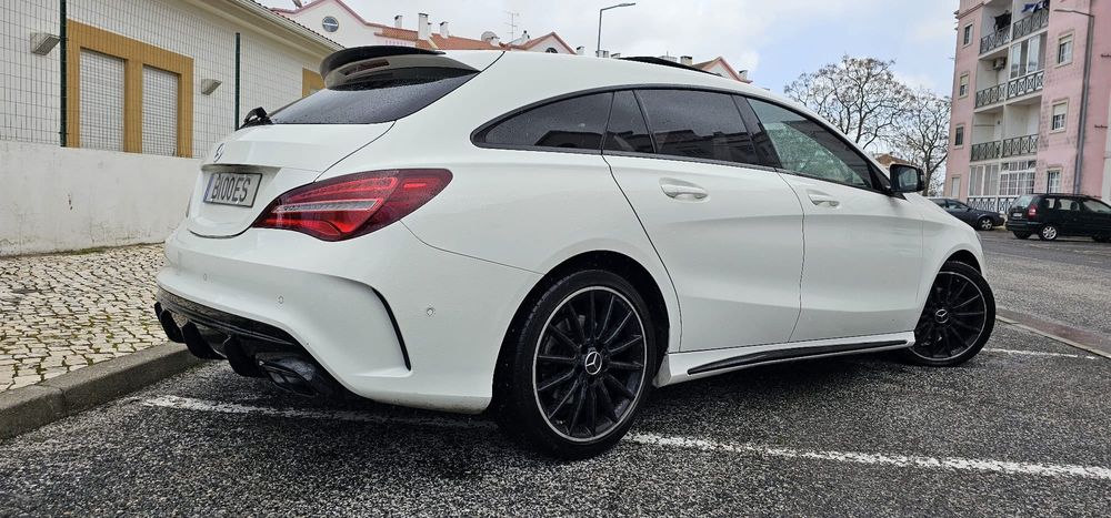 Mercedes-Benz  CLA Shooting Break 200 AMG LINE