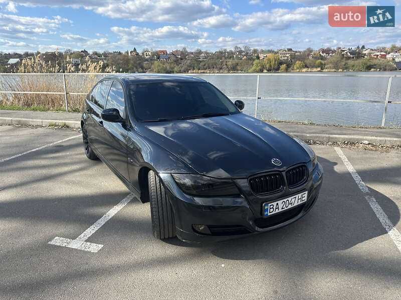 Продам BMW e90
