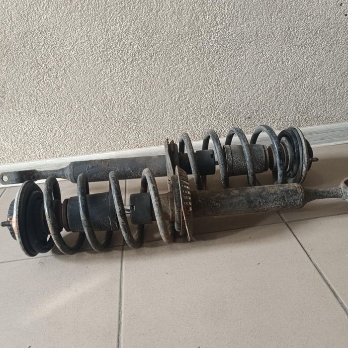 Amortyzator ze sprężyną przód Audi A6 C5