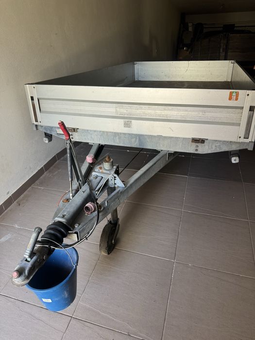 Vendo aterlado 2500kg