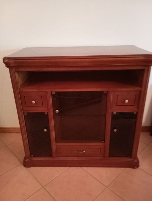 Móvel TV com tampo giratório