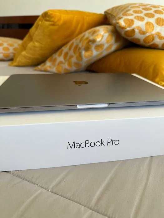 Macbook Pro 13" 2020 Touch Bar Fatura Como NOVO