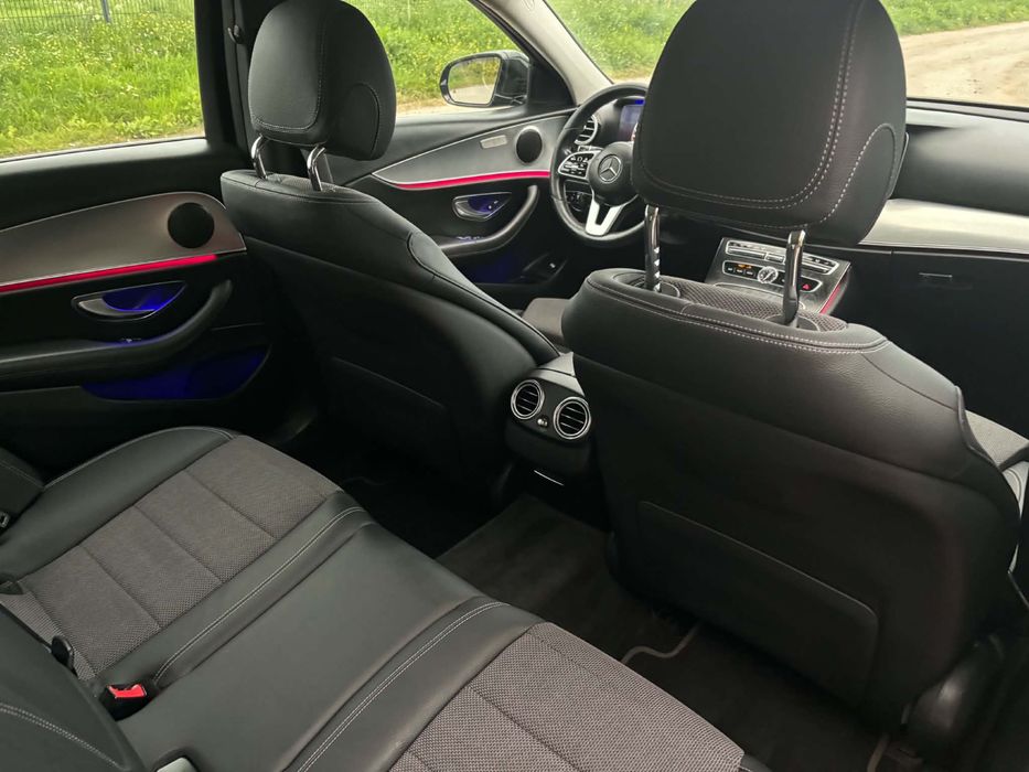 Mercedes-Benz E220d e klasa virtual cocpit ambiente jeden właściciel
