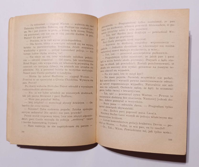 Agata Christie - Zło czai się wszędzie