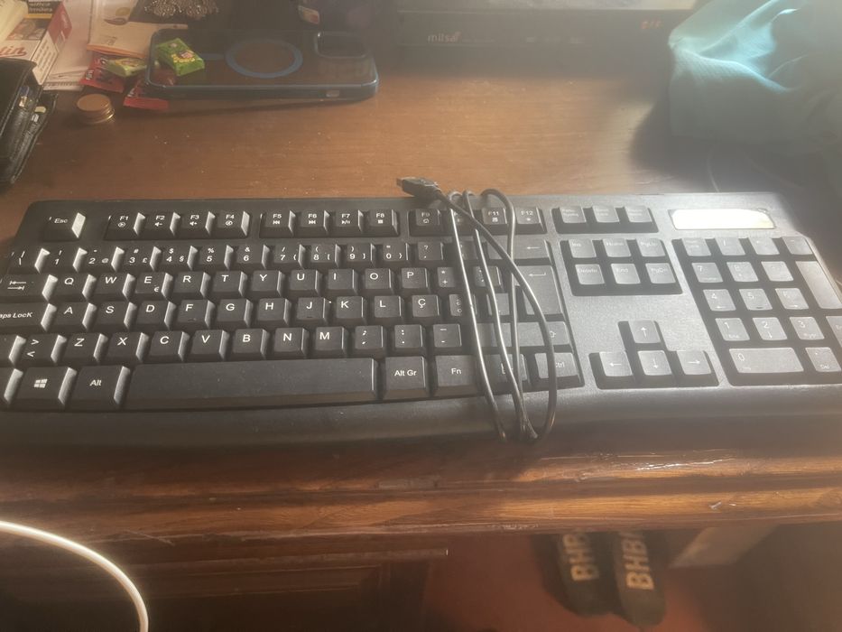 Teclado mitsai usado