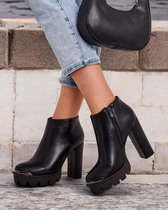 36 37 38 botki 39 40 41 na platformie wysokim obcasie słupku z ozdobą