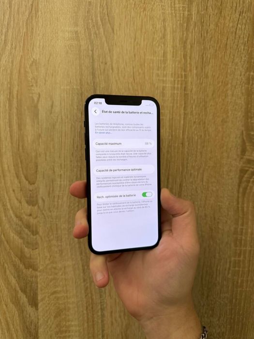Продам iphone 12