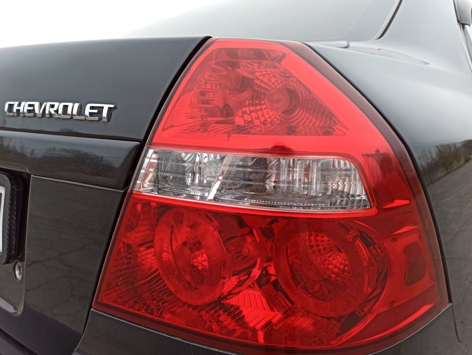 Chevrolet Aveo 2007 • 1.5 Газ/Бензин