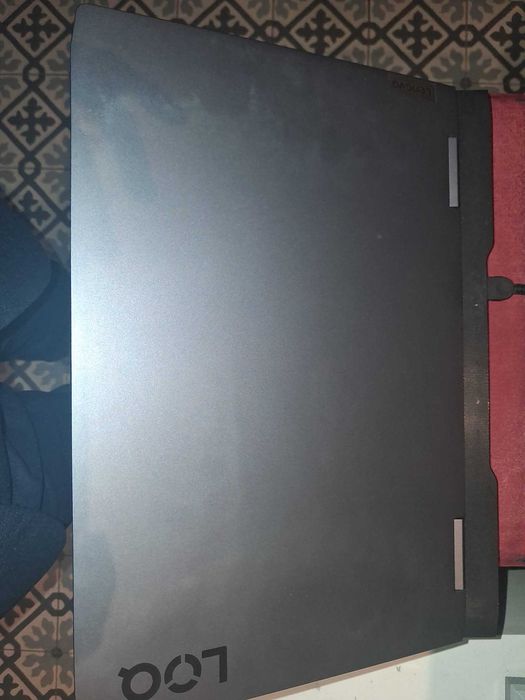 Lenovo LOQ 15IRH8 RTX 4050