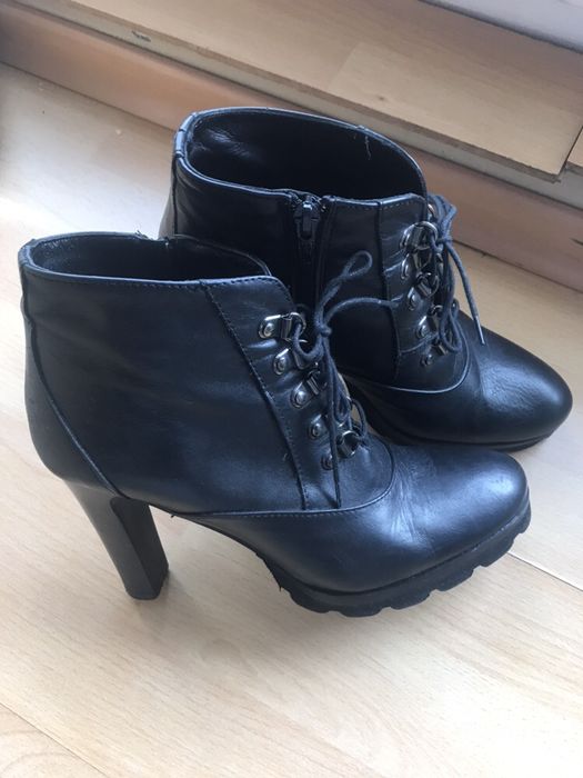 Botki Simple CP rozmiar 38. Skórzane