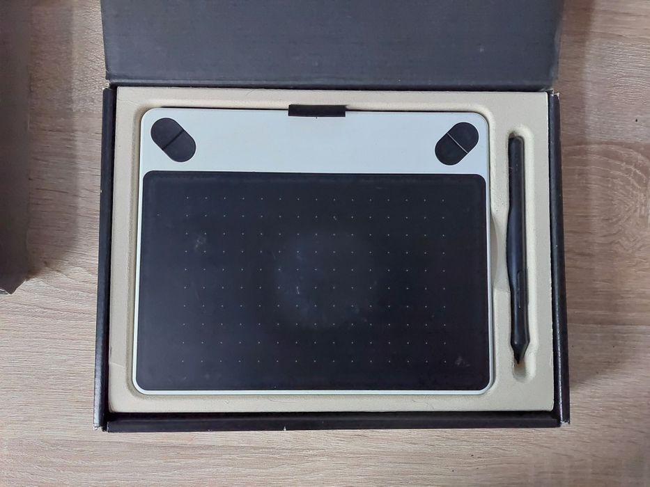 Tablet graficzny Wacom Intuos Draw Biały