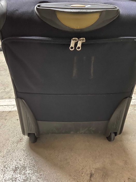 Mala de cabine Samsonite.