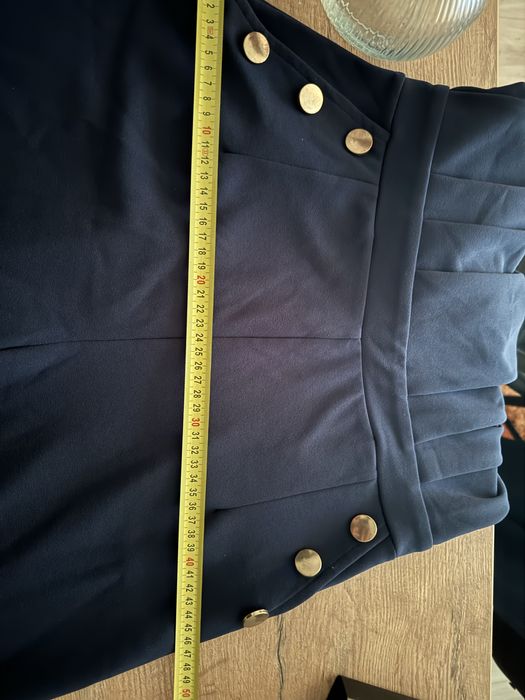 Granatowy kombinezon z Mohito