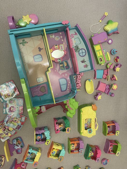Ігровий набір Moji Pops, будиночок, купа різних Moji Pops, одним лотом