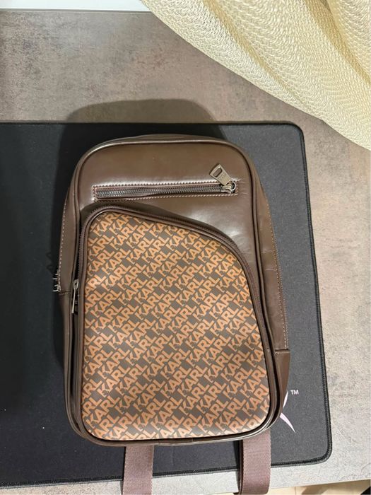 Чоловіча сумка слінг Karl Lagerfeld K/Monogram оригінал коричнева месенджер рюкзак через плече.Мужка сумка через поече олд мані old money bag