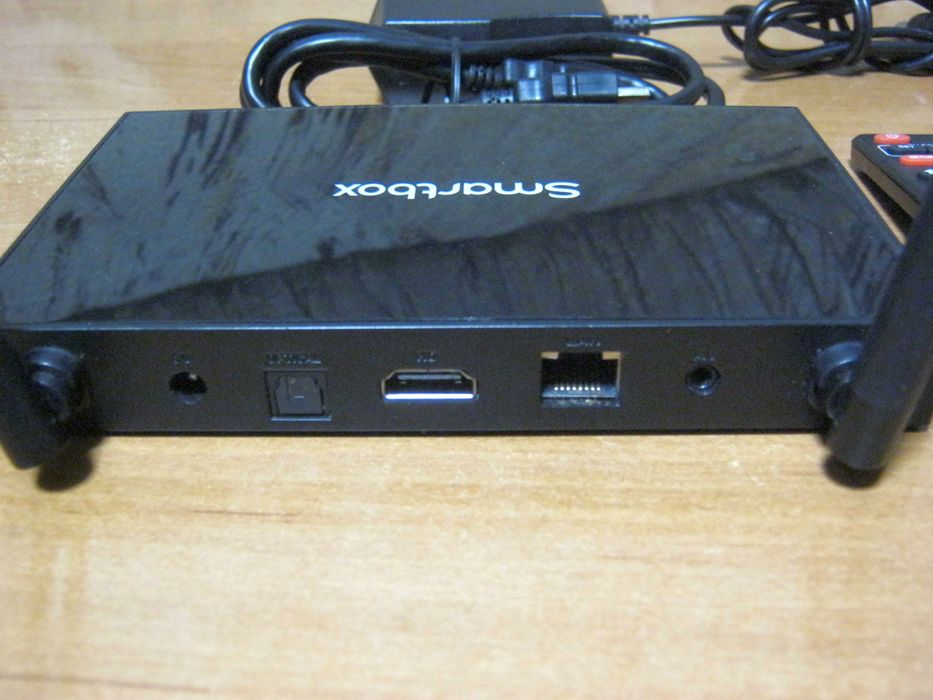 Smart Box EM90 (2/16) все уже установлено