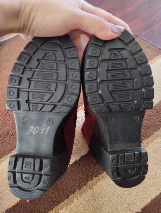 Нові черевики натуральна замша (ботінки, чобітки, ботики, ботильони )