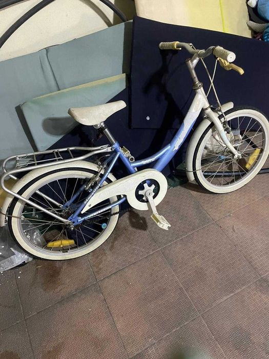 Oportunidade: bicicleta menina 6-9 anos