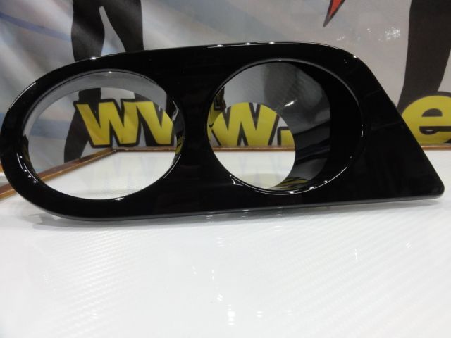 Capa, Mascara, grelha de farol de Nevoeiro para-choques BMW E46 pack M / M3, preto piano brilhante