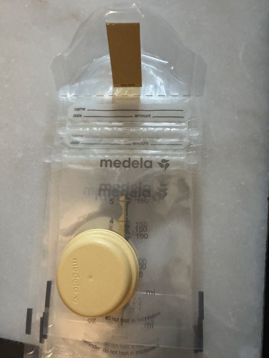 Bomba de leite Medela na caixa, quase nova