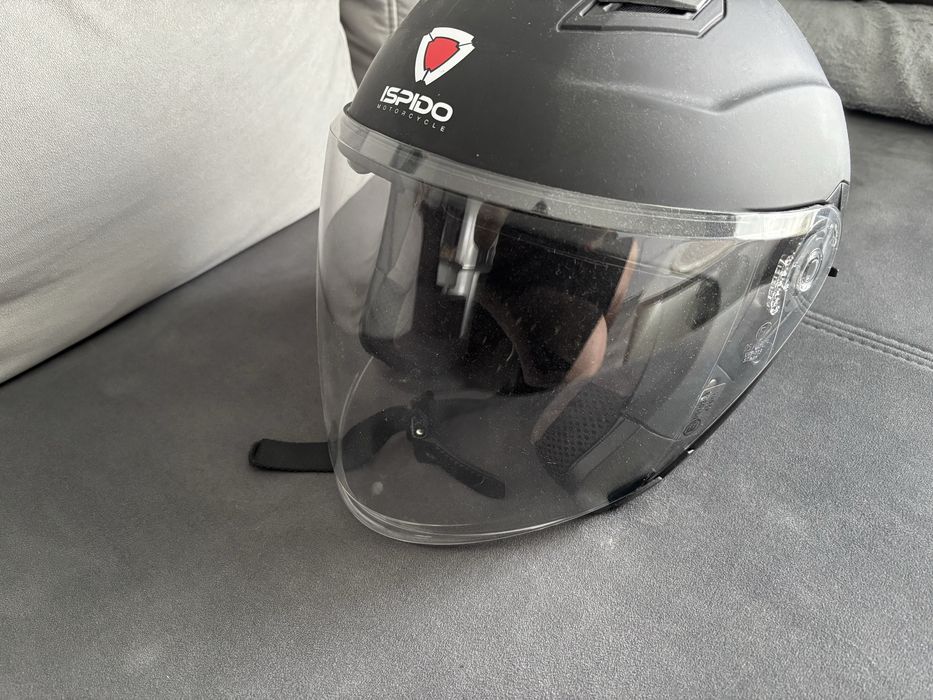 Kask marki ISPIDO