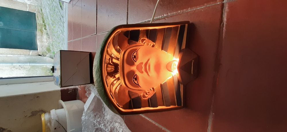 Lâmpada mágica que segue a vista